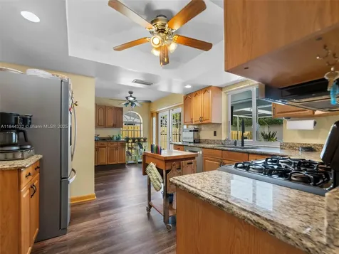 11701 NW 33rd Street Sunrise FL 33323