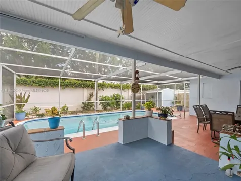 11701 NW 33rd Street Sunrise FL 33323