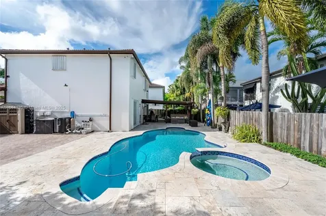 14989 SW 22nd Street Miami FL 33185