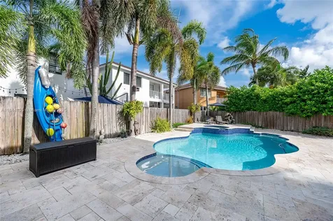 14989 SW 22nd Street Miami FL 33185