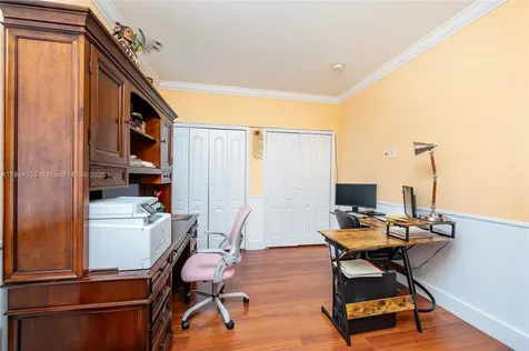 14989 SW 22nd Street Miami FL 33185