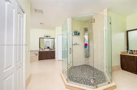 14989 SW 22nd Street Miami FL 33185