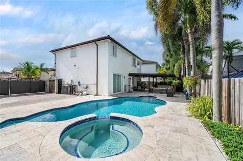 14989 SW 22nd Street Miami FL 33185