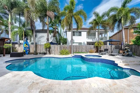 14989 SW 22nd Street Miami FL 33185