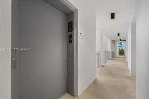 650 SW 1st Street Miami FL 33130