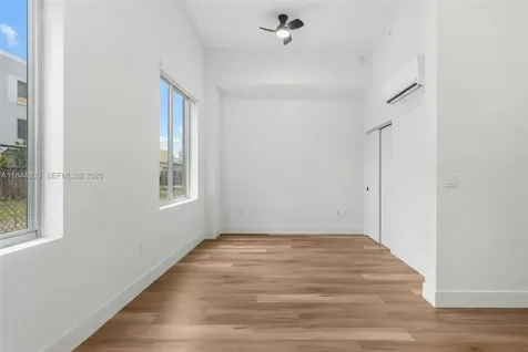 650 SW 1st Street Miami FL 33130