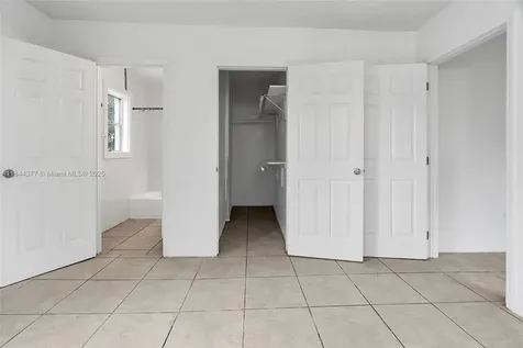1137 NW 29th Terrace Miami FL 33127