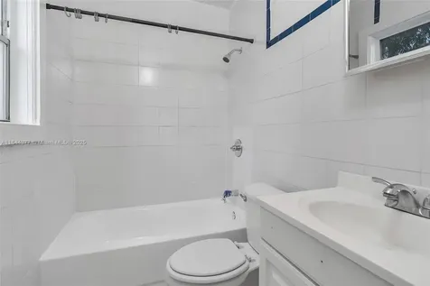 1137 NW 29th Terrace Miami FL 33127
