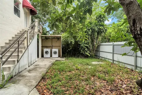 1137 NW 29th Terrace Miami FL 33127