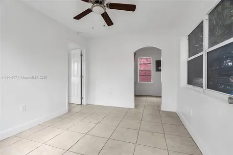 1137 NW 29th Terrace Miami FL 33127