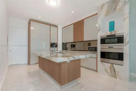2821 S Bayshore Drive Coconut Grove FL 33133
