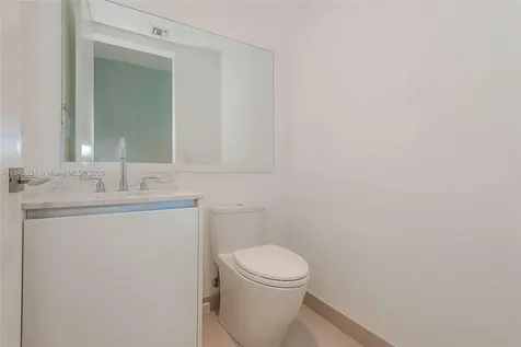 2821 S Bayshore Drive Coconut Grove FL 33133