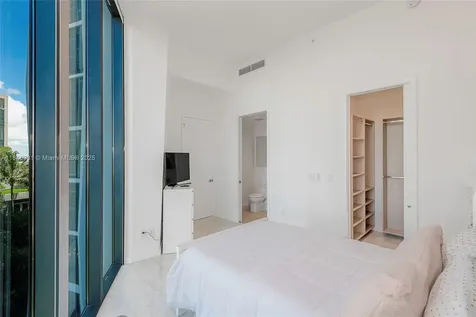 2821 S Bayshore Drive Coconut Grove FL 33133