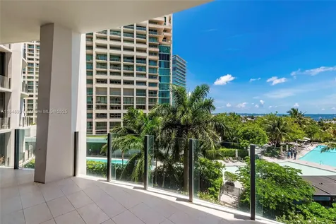 2821 S Bayshore Drive Coconut Grove FL 33133