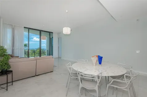 2821 S Bayshore Drive Coconut Grove FL 33133