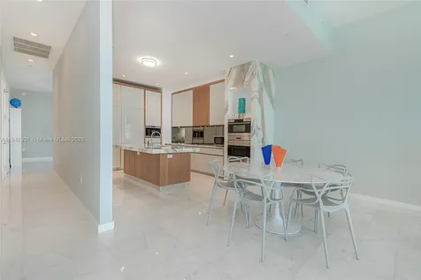 2821 S Bayshore Drive Coconut Grove FL 33133