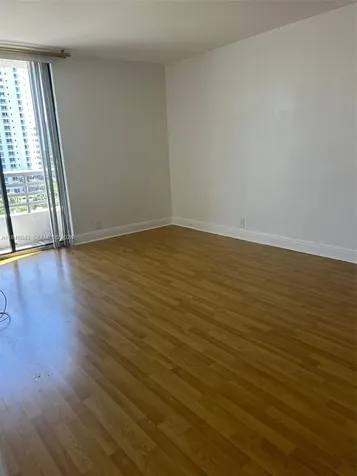 3300 NE 191st Street Aventura FL 33180