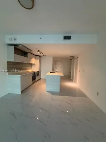650 NE 32nd Street Miami FL 33137