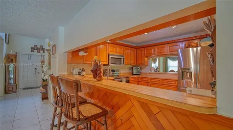 810 Greenbriar Avenue Davie FL 33325