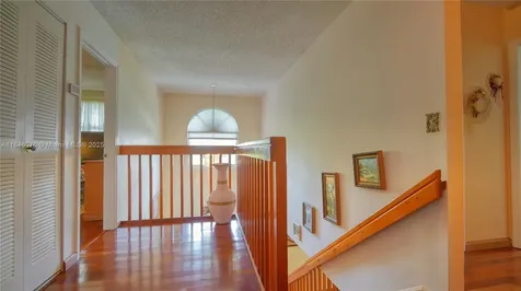 810 Greenbriar Avenue Davie FL 33325
