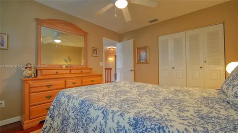 810 Greenbriar Avenue Davie FL 33325