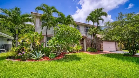 810 Greenbriar Avenue Davie FL 33325