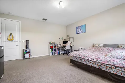 6411 Osprey Landing Street Davie FL 33314