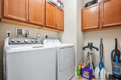 6411 Osprey Landing Street Davie FL 33314