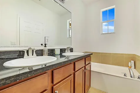 14650 SW 15th Street Pembroke Pines FL 33027