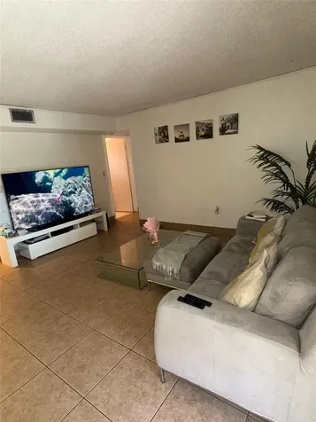 9015 SW 125th Avenue Miami FL 33186