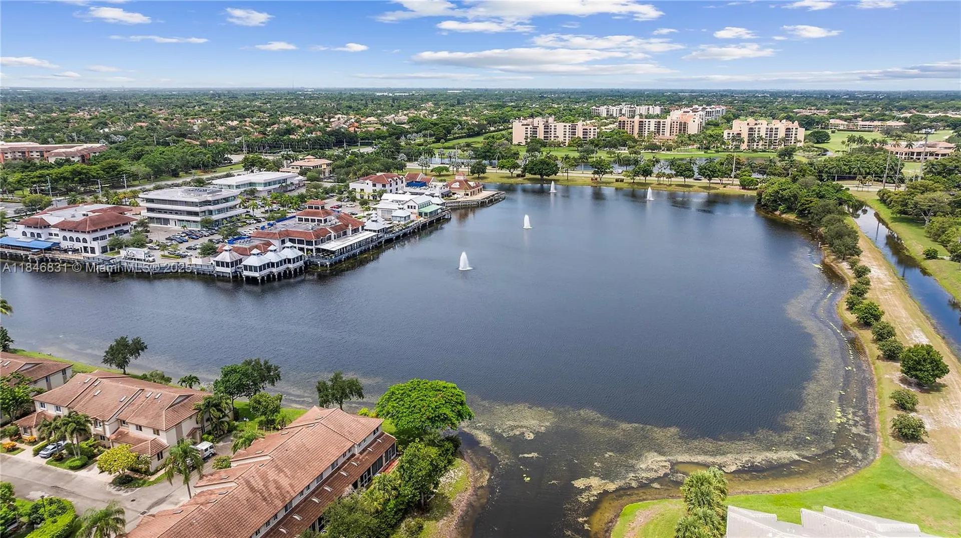 6603 Via Regina Boca Raton FL 33433