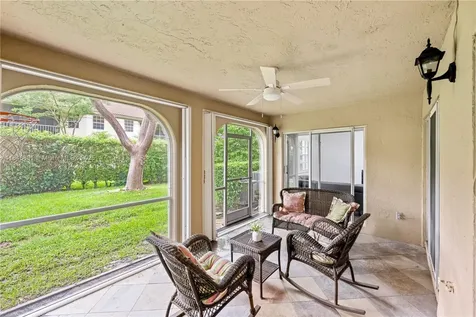 6603 Via Regina Boca Raton FL 33433