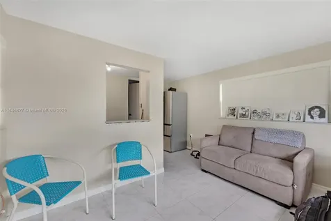 3040 NW 21st Court Miami FL 33142