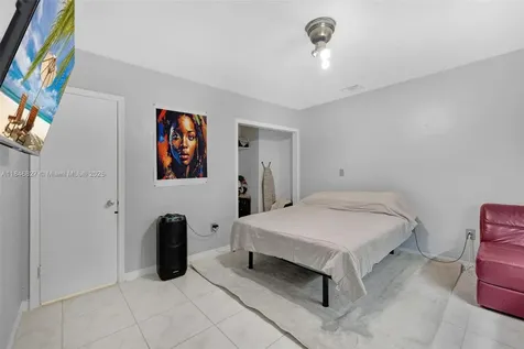 3040 NW 21st Court Miami FL 33142