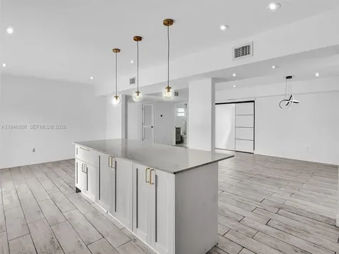 420 NE 90th Street El Portal FL 33138