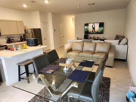 880 NW 3rd Way Pompano Beach FL 33060