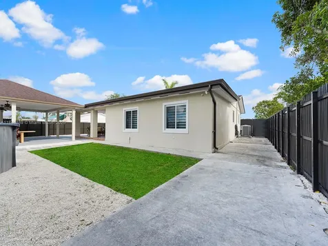 15040 SW 306th Street Homestead FL 33033