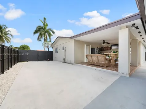 15040 SW 306th Street Homestead FL 33033