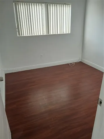 8621 SW 16th Terrace Miami FL 33155