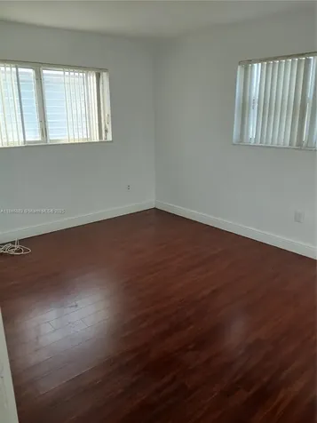 8621 SW 16th Terrace Miami FL 33155