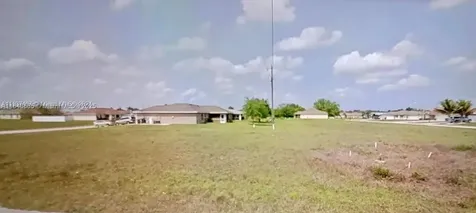 2117 NE 9th Place Cape Coral FL 33909