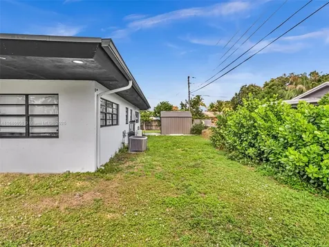 1930 NW 12th Avenue Fort Lauderdale FL 33311