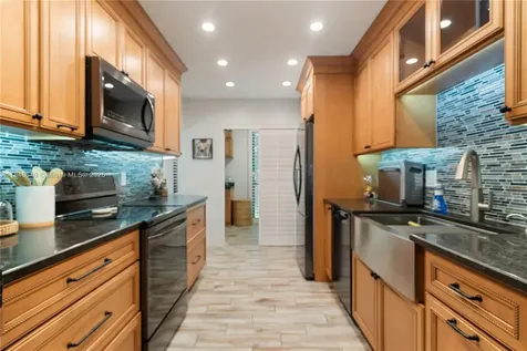 9812 Windward Avenue Key Largo FL 33037