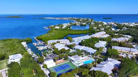 9812 Windward Avenue Key Largo FL 33037