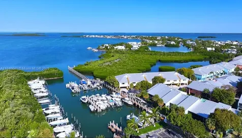 9812 Windward Avenue Key Largo FL 33037