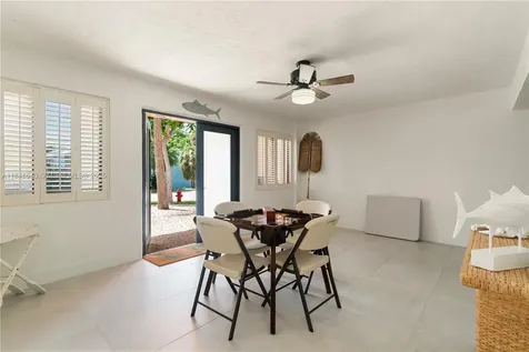 9812 Windward Avenue Key Largo FL 33037