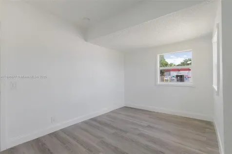 1021 W 33rd Street Riviera Beach FL 33404