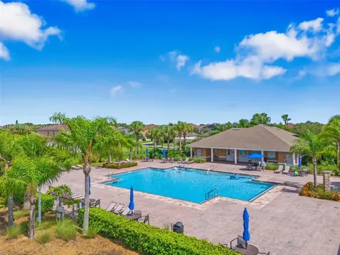 1367 Honey Blossom Orlando FL 32824