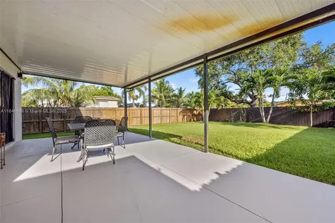 5200 SW 22nd Street West Park FL 33023