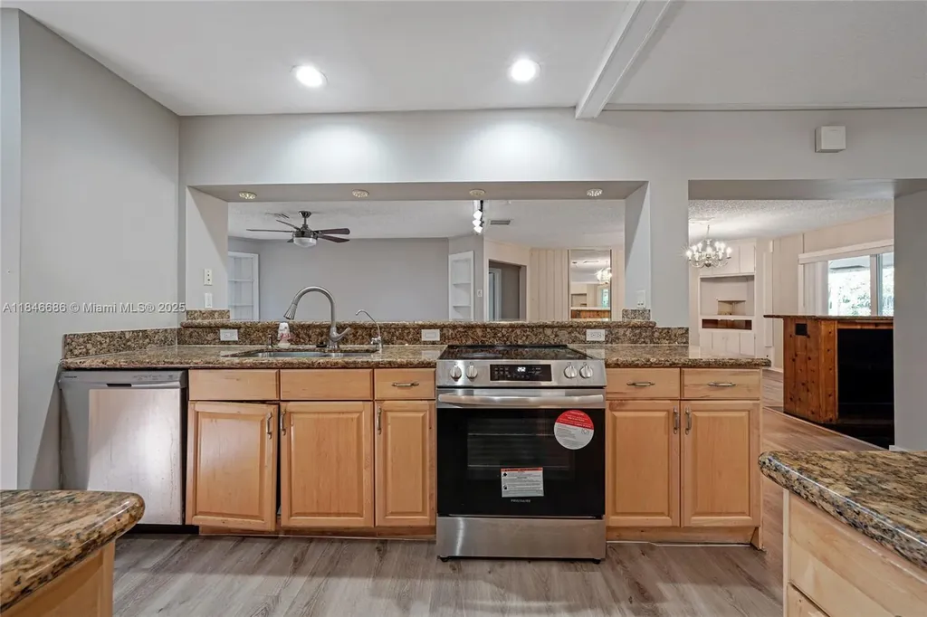 7801 NW 40th Street Coral Springs FL 33065